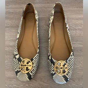 Tory Burch Snakeskin flats size 9.5